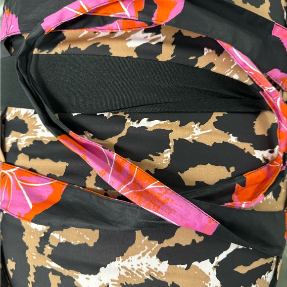 🐆NO OFFERS! DVF LIM ED COMFORTER SET - Picture 9 of 10